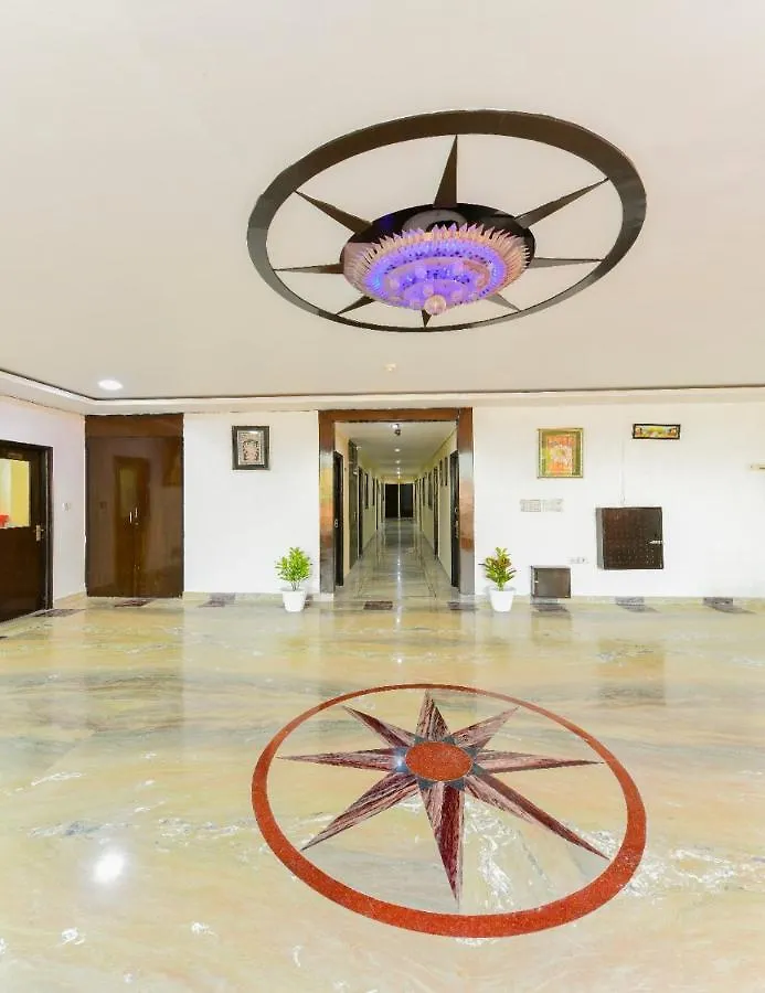 Hotel The First By Goyal Hoteliers Agra